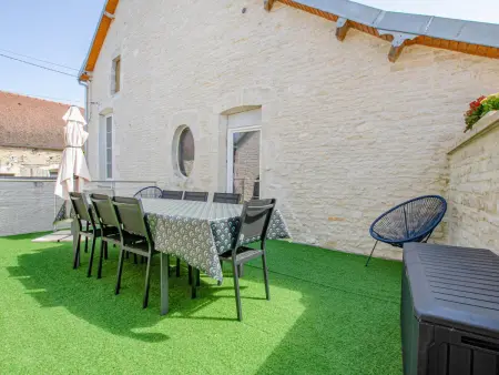 Maison de Charme avec Terrasse, Barbecue, Animaux Acceptés et Parking Privé - Photo 17