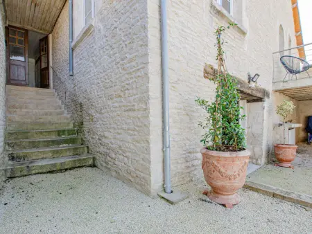 Maison de Charme avec Terrasse, Barbecue, Animaux Acceptés et Parking Privé - Photo 18