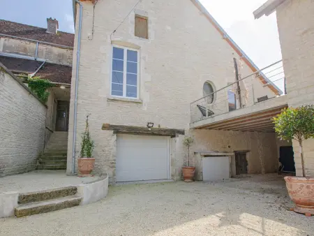 Maison de Charme avec Terrasse, Barbecue, Animaux Acceptés et Parking Privé - Photo 19