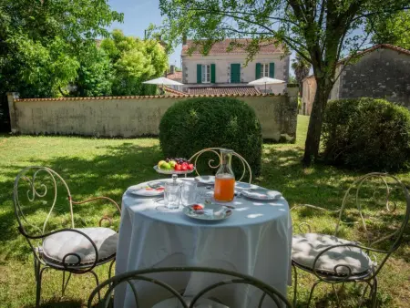 Gîtes de La Maison du Bonnesheur, 2 maisons familiales au bord d'une rivière - Photo 4