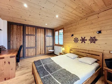 Chalet 4* chaleureux près des pistes avec parking et wifi pour 14 pers - Photo 5