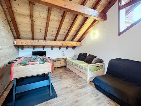 Chalet 4* chaleureux près des pistes avec parking et wifi pour 14 pers - Photo 14