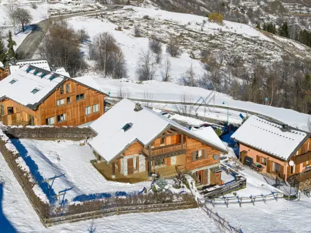 Chalet 4* chaleureux près des pistes avec parking et wifi pour 14 pers - Photo 16