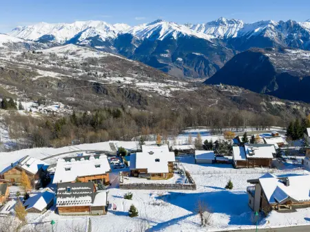 Chalet 4* chaleureux près des pistes avec parking et wifi pour 14 pers - Photo 18
