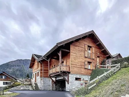 Chalet 4* chaleureux près des pistes avec parking et wifi pour 14 pers - Photo 22