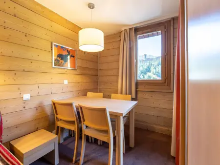 Appartement avec balcon, parking, proche centre La Plagne - Photo 2