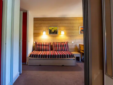 Appartement avec balcon, parking, proche centre La Plagne - Photo 3