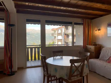 Studio confortable pour 4 avec balcon, face aux pistes - Photo 1