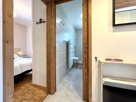 Appartement cosy avec balcon et parking à Briançon - Photo 10