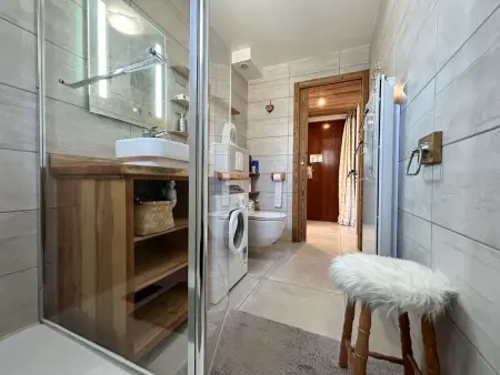Appartement cosy avec balcon et parking à Briançon - Photo 12