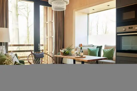 The Lodge by YourNature, Refuge douillet en forêt pour deux - Photo 1