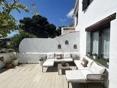 Maison Mitoyenne Rénovée à Begur avec Piscine Partagée - Photo 2