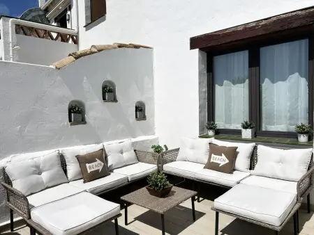 Maison Mitoyenne Rénovée à Begur avec Piscine Partagée - Photo 6