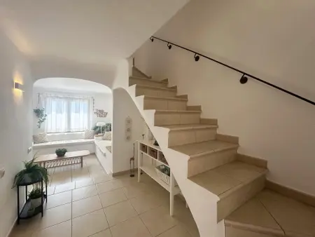 Maison Mitoyenne Rénovée à Begur avec Piscine Partagée - Photo 8