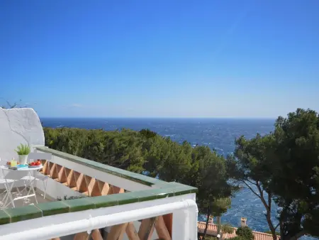 Maison Mitoyenne Rénovée à Begur avec Piscine Partagée - Photo 21