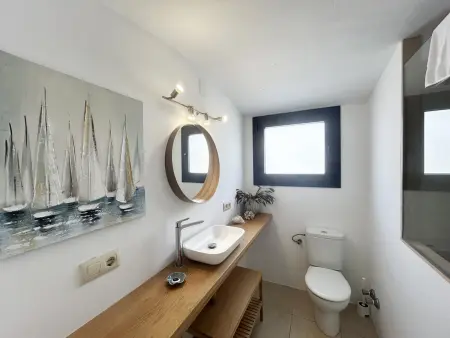 Maison Mitoyenne Rénovée à Begur avec Piscine Partagée - Photo 22