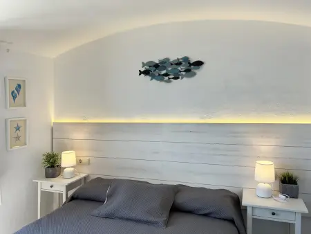 Maison Mitoyenne Rénovée à Begur avec Piscine Partagée - Photo 24
