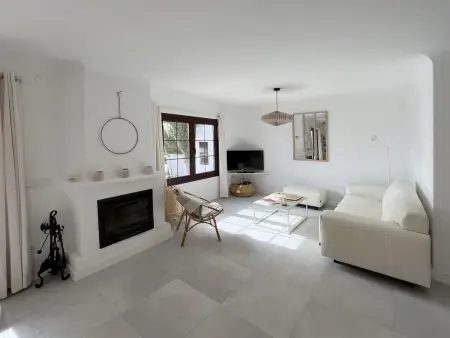 Maison mitoyenne ensoleillée avec piscine à Begur, proche Sa Tuna - Photo 6