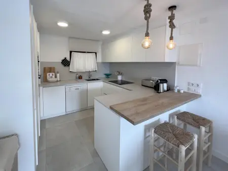 Maison mitoyenne ensoleillée avec piscine à Begur, proche Sa Tuna - Photo 8