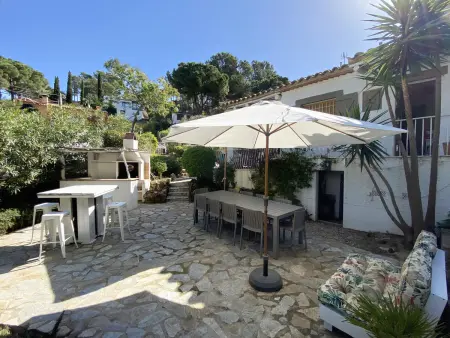 Maison méditerranéenne avec piscine privée, proche plage et centre de Begur - Photo 7