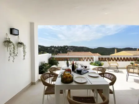 Maison de Vacances Moderne à Begur avec Piscine Commune - Photo 1