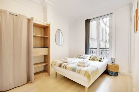 DM-47-MAGENTA, Chic apartment - 3BR/10P - RÃ©publique - Photo 3