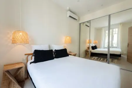 DC-5-COURBET-D, Bel appartement Juan-Les-Pins - 300m Plage - Photo 12