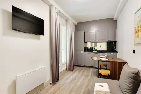 BZ-129-CHARONNE-1, Appartement moderne & terrasse - 2BR/6P - Proche Nation - Photo 5