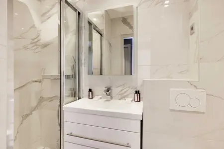 BZ-129-CHARONNE-1, Appartement moderne & terrasse - 2BR/6P - Proche Nation - Photo 10