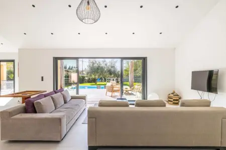 DG-1238-DAME, Villa Moderne avec Piscine Chauffée et Jardin - Photo 1