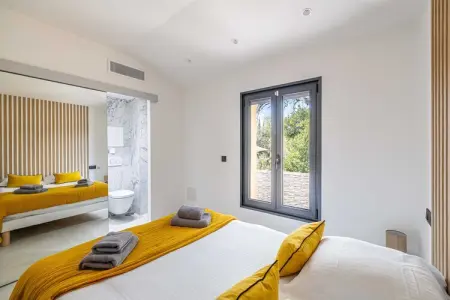 DG-1238-DAME, Villa Moderne avec Piscine Chauffée et Jardin - Photo 19