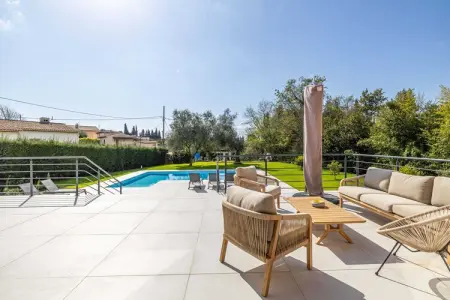 DG-1238-DAME, Villa Moderne avec Piscine Chauffée et Jardin - Photo 24