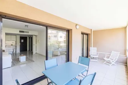 YG-8-SERGENT-M, Charmant 2 pièces avec balcon/piscine - Cannes - Photo 7