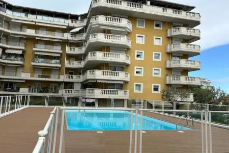 CM-7-GLORIA-M, Charmant Studio avec balcon & piscine -Coeur de Nice - Photo 12