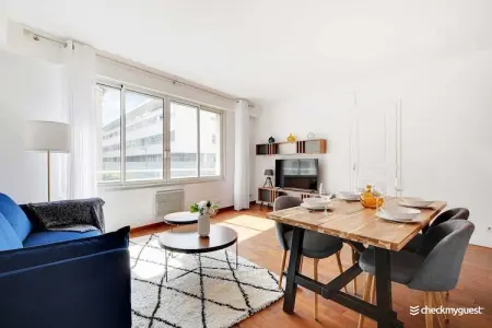 DB-62-SERRE-2, Appartement chaleureux - 3BR/6P - Proche Congrès - Photo 3