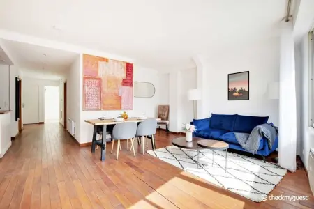 DB-62-SERRE-2, Appartement chaleureux - 3BR/6P - Proche Congrès - Photo 9