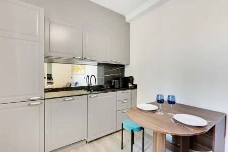 BZ-129-CHARONNE-5, Bel appartement - 2CH/6P - Père-Lachaise - Photo 1