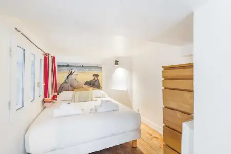 AA-1-REGRATTIER, Splendide duplex -1BR/2P - Notre-Dame/Île St-Louis - Photo 3