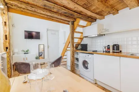 AA-1-REGRATTIER, Splendide duplex -1BR/2P - Notre-Dame/Île St-Louis - Photo 7