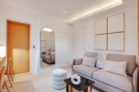AM-108-HUGO, Magnifique appartement - 1BR/4P - Arc de Triomphe - Photo 1