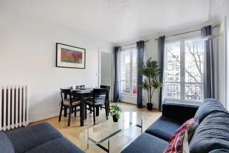AM-53-SAINTCYR, Vivez l'art de vivre parisien : 2BR proche Porte Maillot - Photo 5