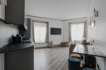 BZ-6-JUIN-F, Appartement de charme - 1BR/4P - Arc de triomphe - Photo 1