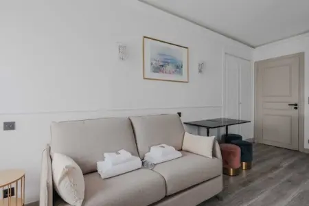 BZ-6-JUIN-F, Appartement de charme - 1BR/4P - Arc de triomphe - Photo 4