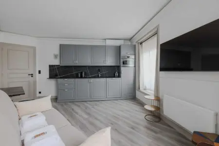 BZ-6-JUIN-F, Appartement de charme - 1BR/4P - Arc de triomphe - Photo 5