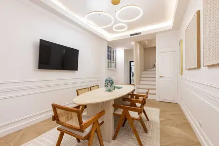 DP-11-POISSON, Hôtel Particulier Luxe - 3BR/8P - Ternes/Arc de Triomphe - Photo 1