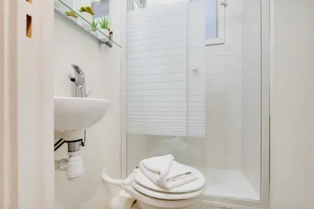 VM-9-JONQUIERE-3, Magnifique appartement - 1CH/4P - Sacré-Cœur - Photo 4