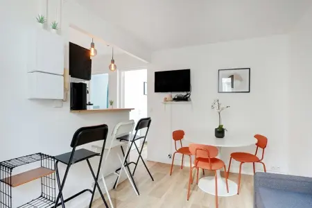 VM-9-JONQUIERE-6, Appartement moderne - 2CH/4P - Sacré-Cœur - Photo 1