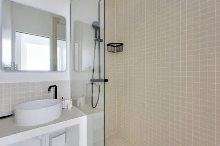 CD-43-MONTCALM-C, Suberbe appartement - 1BR/4P - Sacré Coeur - Photo 3