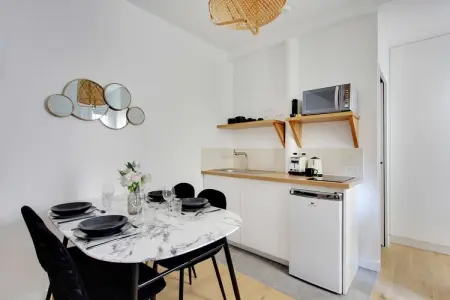 CD-43-MONTCALM-C, Suberbe appartement - 1BR/4P - Sacré Coeur - Photo 6