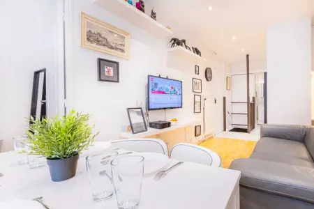 DM-175-MARCADET, Super appartement - 1BR/4P - Sacré Coeur - Photo 1